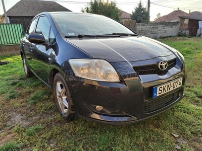 TOYOTA AURIS 1.4 D-4D Luna