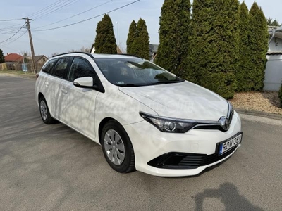 TOYOTA AURIS Touring Sports 1.4 D-4D Active MY17 Trend+