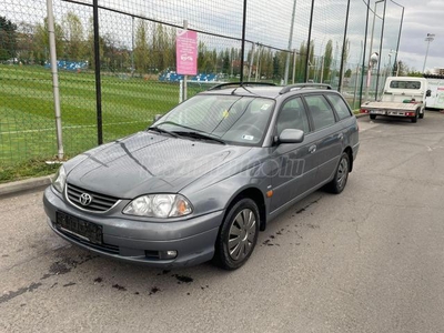 TOYOTA AVENSIS 1.6