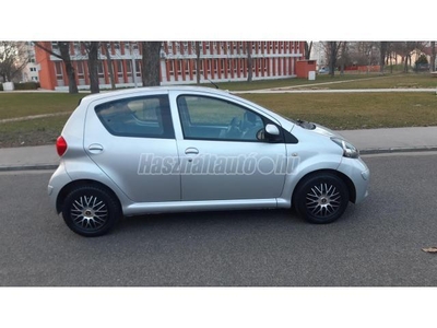 TOYOTA AYGO 1.0 Plusz AC 107 ezer km. és Gyönyörű !