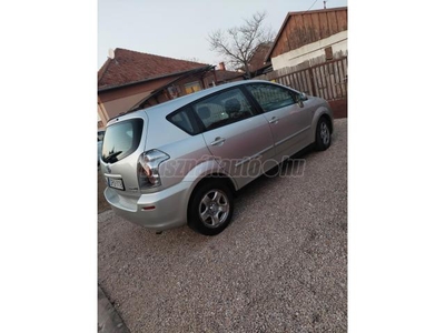 TOYOTA COROLLA VERSO 2.0 D-4D Linea Terra