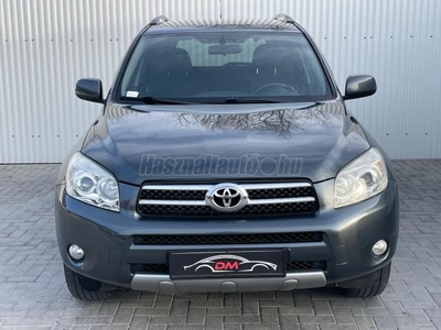 TOYOTA RAV 4 Rav4 2.2 D-4D 4x4 Executive NAVI.PDC.DIGITKLÍMA.TEMPOMAT.DIF.ZÁR..VONÓHOROG.!!MEGKÍMÉLT!!