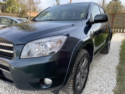 TOYOTA RAV 4 Rav4 2.2 D-4D X