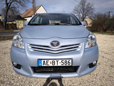 TOYOTA VERSO 2.0 D-4D Terra (5 személyes ) High