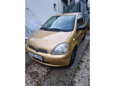 TOYOTA YARIS 1.0