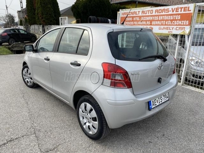 TOYOTA YARIS 1.0 Active+Cool +SZERVIZKÖNYV+KLÍMA+KÉT GYÁRI KULCS+MAGYAR OKMÁNYOKKAL+