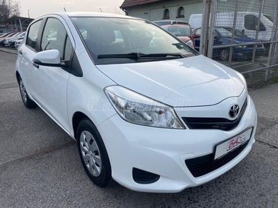 TOYOTA YARIS 1.0 LIFE 106.000KM KLIMA PARKRADAR MULTIKORMANY