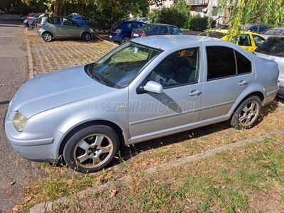 VOLKSWAGEN BORA 1.6 Comfortline