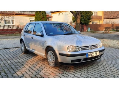 VOLKSWAGEN GOLF IV 1.4 Euro 25 év