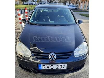 VOLKSWAGEN GOLF V 1.6 Comfortline