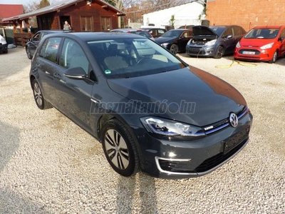 VOLKSWAGEN GOLF VII e-Golf