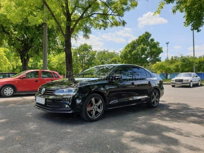 VOLKSWAGEN JETTA VI 1.4 TSI BMT Comfortline