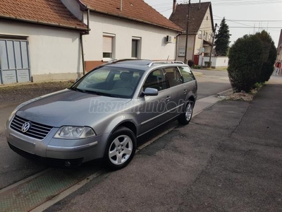 VOLKSWAGEN PASSAT Variant 1.9 PD TDI Highline Napfénytető.vonóhorog