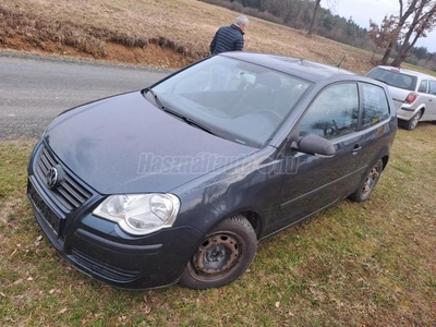 VOLKSWAGEN POLO 1.2 55 Trendline