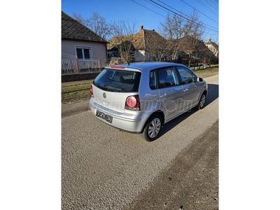 VOLKSWAGEN POLO 1.2 65 12V