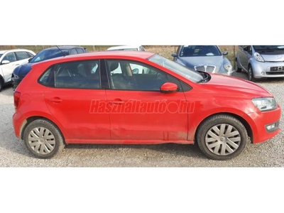 VOLKSWAGEN POLO 1.2 70 Trendline