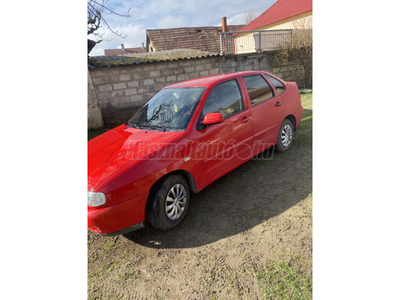 VOLKSWAGEN POLO 60 1.4