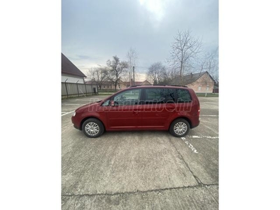 VOLKSWAGEN TOURAN 1.9 PD TDi Trendline