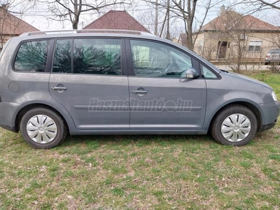 VOLKSWAGEN TOURAN 2.0 PD TDI Trendline 7 Üléssel