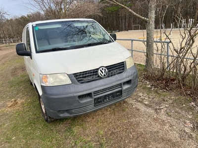 VOLKSWAGEN TRANSPORTER T5 1.9 TDI Basic