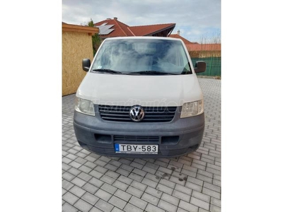 VOLKSWAGEN TRANSPORTER T5 2.5 TDI 4Motion