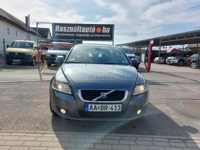 VOLVO V50 2.0 D Momentum 126EKM!Szép állapotban!