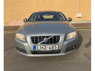 VOLVO V70 2.4 D [D5] AWD Kinetic Geartronic // 10 ÉVE EGYTULAJ// VÉGIG VOLVO SZERVIZ//