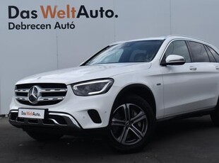 Mercedes GLC
300 e 4Matic EQ Power 9G-TRONIC