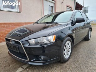 Mitsubishi Lancer Sportback 1.6 Invite Sérmente...