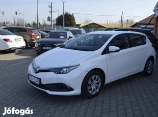 Toyota Auris 1.33 COOL ! 66.183 KM ! Végig Veze...