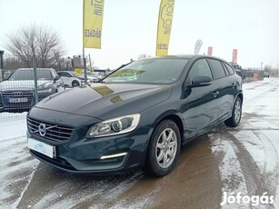 Volvo V60 2.4 D [D5] Kinetic Friss Vezérlés.SZE...