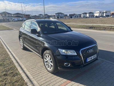 AUDI Q5 3.0 TDI quattro S-tronic TÖRÉSMENTES! RENDESEN KÁRBANTARTOTT! SZÉP ÁLLAPOTBAN! NAPFÉNYTETŐ! ÜLÉSFŰTÉS!