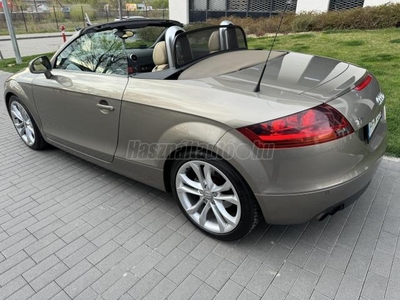 AUDI TT Roadster 2.0 TFSI S-tronic Automata (F1 váltó) - Nagyszervíz - Téli-nyári garnitúra