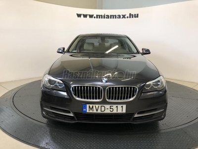 BMW 520d xDrive (Automata) magyarországi. szervizkönyves