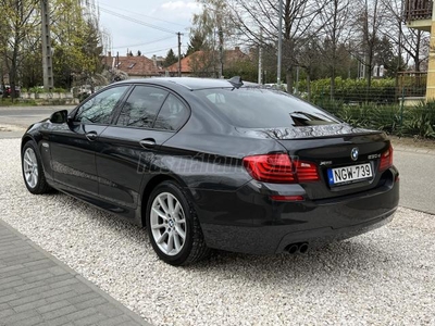 BMW 530d (Automata) (Gyári M Packet)