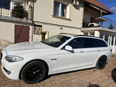 BMW 530d xDrive (Automata)