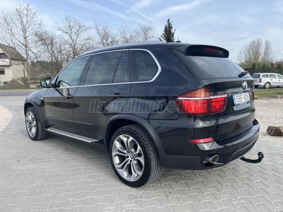 BMW X5 xDrive40d (Automata) Garanciális.Mo.-i.SzKönyv.Xenon.Navi.Kam.ELcsom.ÜLfűt.Mem.SportBőr.Horog