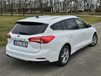 FORD FOCUS 1.5 EcoBlue Connected 1.Tulaj-Magyar-Szervizkönyv-Led-Téli csomag