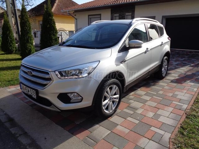 FORD KUGA 1.5 EcoBoost Business Technology Kevés km-rel . Nagy Navi . Sávtartó . Tempomat . Dupla Digit Klíma Eladó!