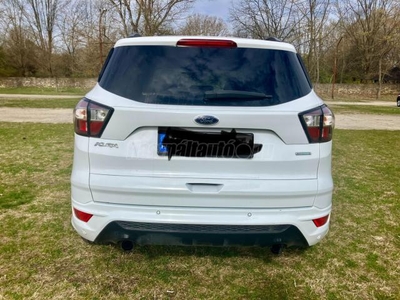 FORD KUGA 1.5 EcoBoost ST-Line