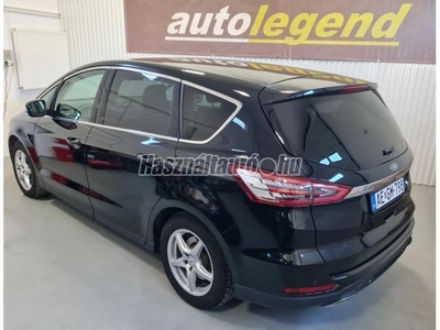 FORD S-MAX 2.0 TDCi Titanium Powershift Vezetett szervizkönyv.Vonóhorog.Led.távtartó tempomat. stb