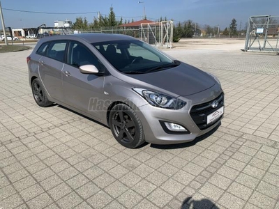 HYUNDAI I30 CW 1.6 GDi Comfort 1.TUL.ÚJSZERŰ.49.000-KM!!!!!!!