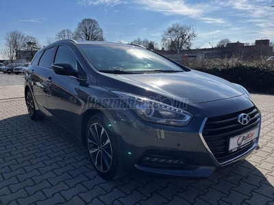 HYUNDAI I40 1.7 CRDi LP Premium Végig Vezetett Szervizkönyv.Bőr.Navi.ÜlésFűtés és Hűtés.tolatómamera