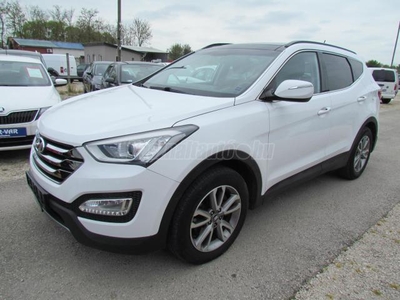 HYUNDAI SANTA FE 2.2 CRDi Premium 2WD [7 személy] Tulajtól