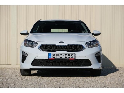 KIA CEE'D Ceed SW 1.6 CRDi HP Hybrid Silver ÁFÁS// MAGYAR// 1 ÉV EXTRAGARANCIA// ANDROIDAUTO&APPLECARPLAY