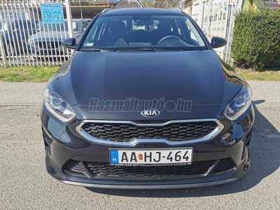 KIA CEE'D SW 1.4 CVVT LX 33.744KM!VÉGIG VEZETETT SZ.KÖNYV:33.744 KM!GARANCIÁS!NAVI+KAMERA.SÁVTARTÓ.TEMPÓM