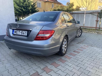 MERCEDES-BENZ C 200 CDI BlueEFFICIENCY Classic (Automata)