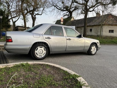 MERCEDES-BENZ E-OSZTÁLY E 300 D W124 E300D Automata