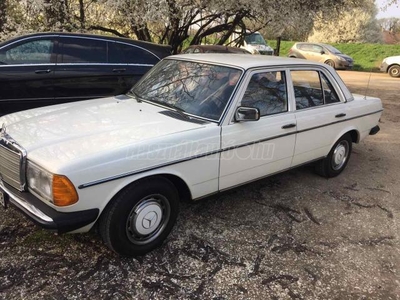 MERCEDES-BENZ W 123 OT Vizsgára alkalmas állapotban Friss Műszakival. 4 sebességes Automata