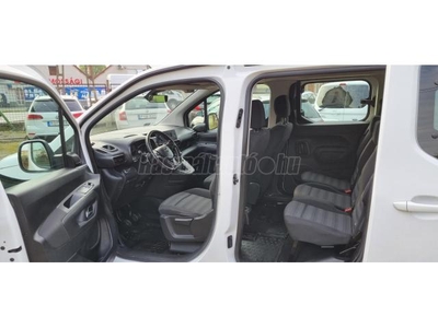 OPEL COMBO Life 1.2 T Enjoy XL MAGYARORSZÁGBAN ÚJONNAN ÜZEMBE HELYEZETT! ELSŐ TULAJDONOS!